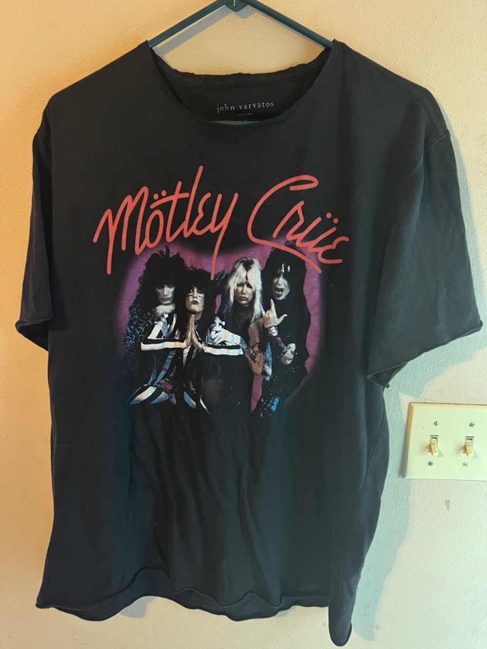 JOHN VARVATOS MOTLEY CRUE ROCK COLLECTION RAW EDGE TSHIRT BLACK SIZE L